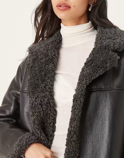 OLYVAA - Trenchcoat Tara